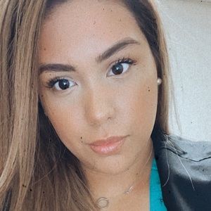 Meet your Posher, Talia